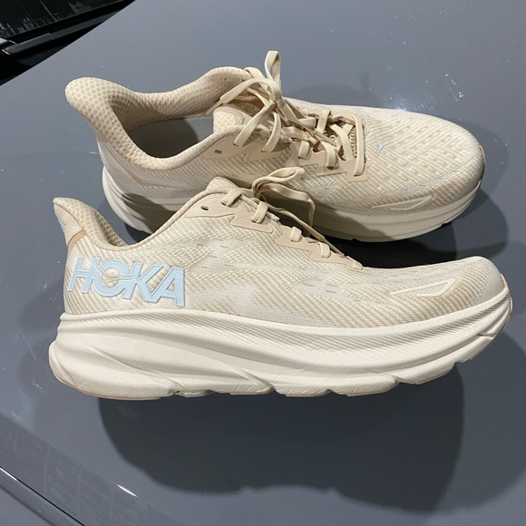 Hoka Other - Hoka One One Clifton 9 mens size 11
